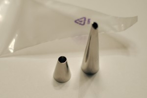 Pastry bag and tips Pastry bag and tips