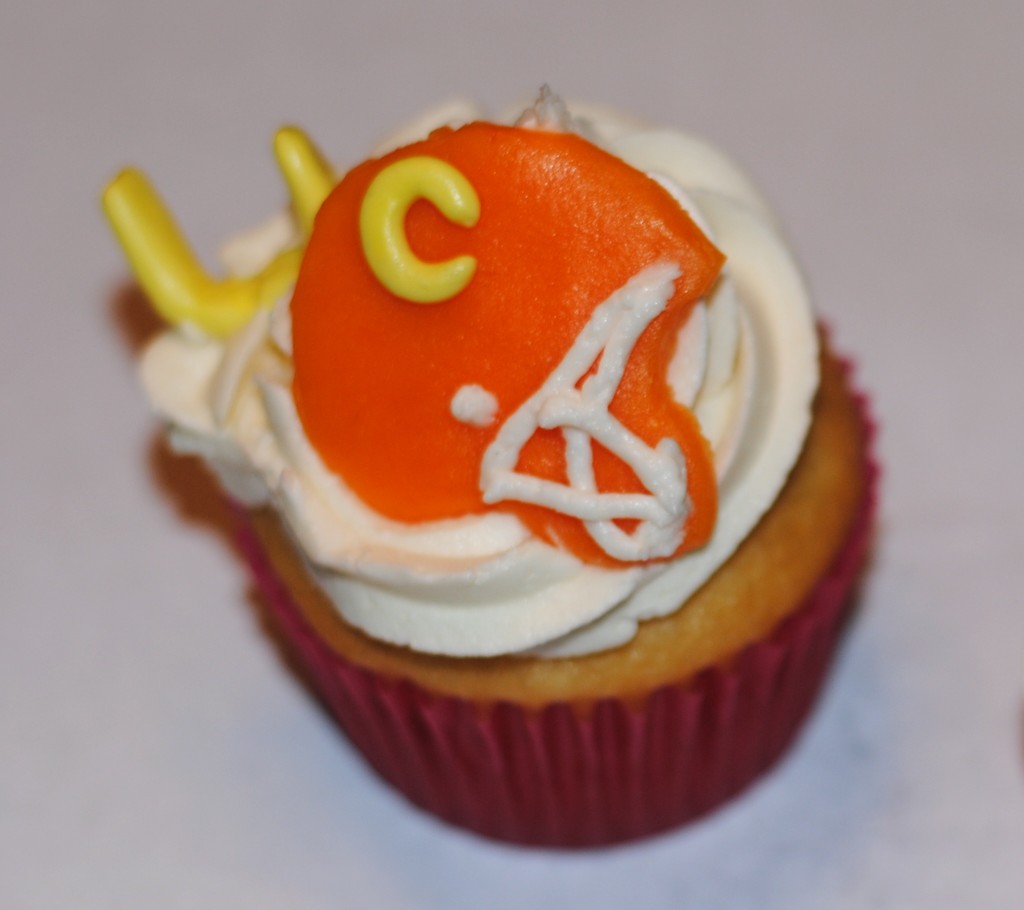 Football helmet cupcake superbowl recipe